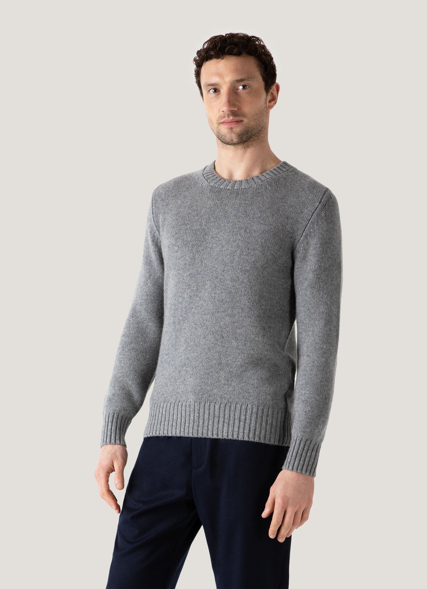 Mens Roxburgh Cashmere Jumper In Mid Grey Melange Mjum8217 Gyak
