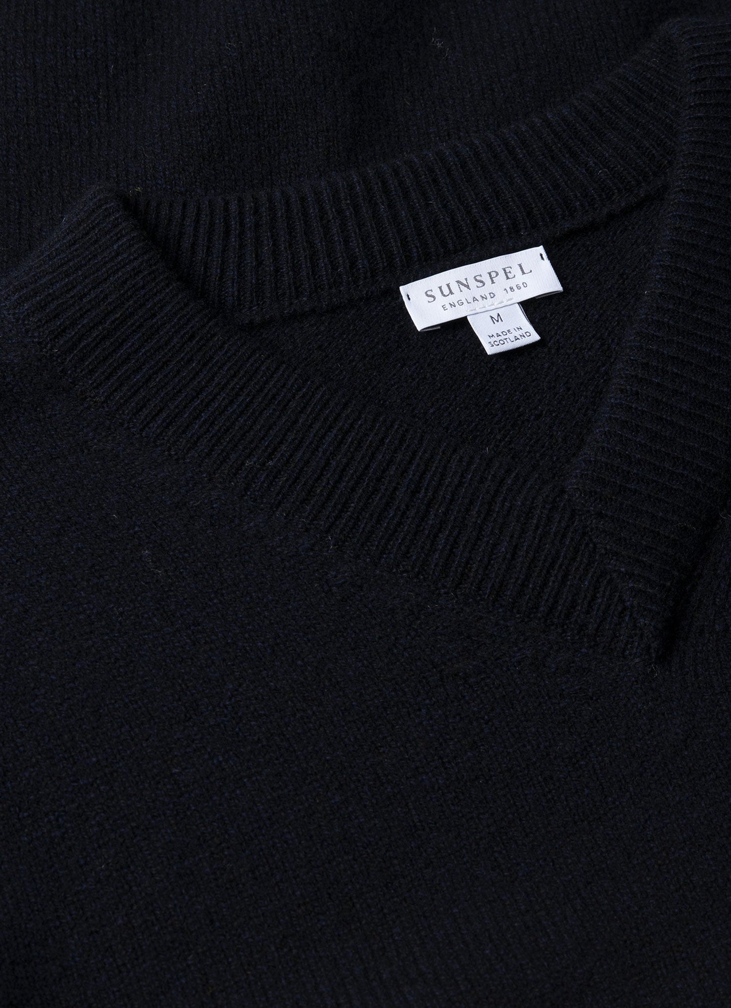 Mens Lambswool V Neck Jumper In Dark Navy Mouline Mjum8294 Bufa