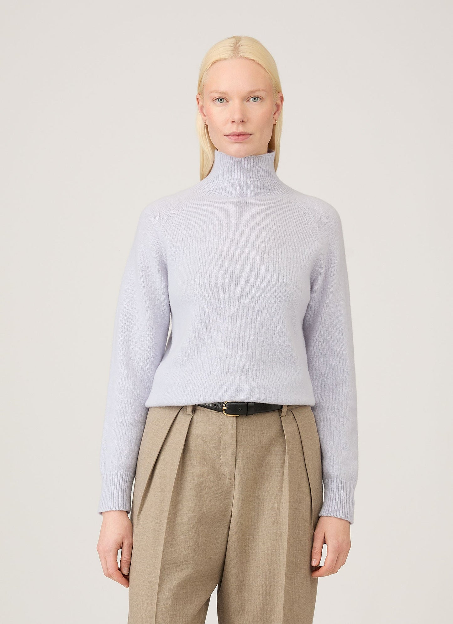 Womens Lambswool Funnel Neck Jumper In Ice Blue Wjum8052 Buge